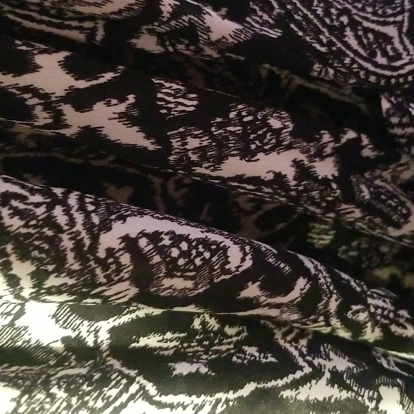 Host pick x2! Talbots, like new, sheer, drapey, black and ivory blouse, 16p - Picture 4 of 7